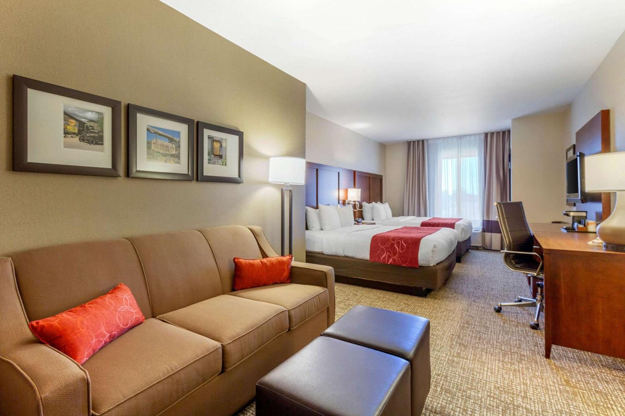 Comfort Suites Glendale - State Farm Stadium Area Экстерьер фото